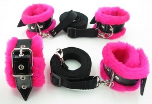 Фиксация на кровать "BDSM-Light" розовые наручники и оковы